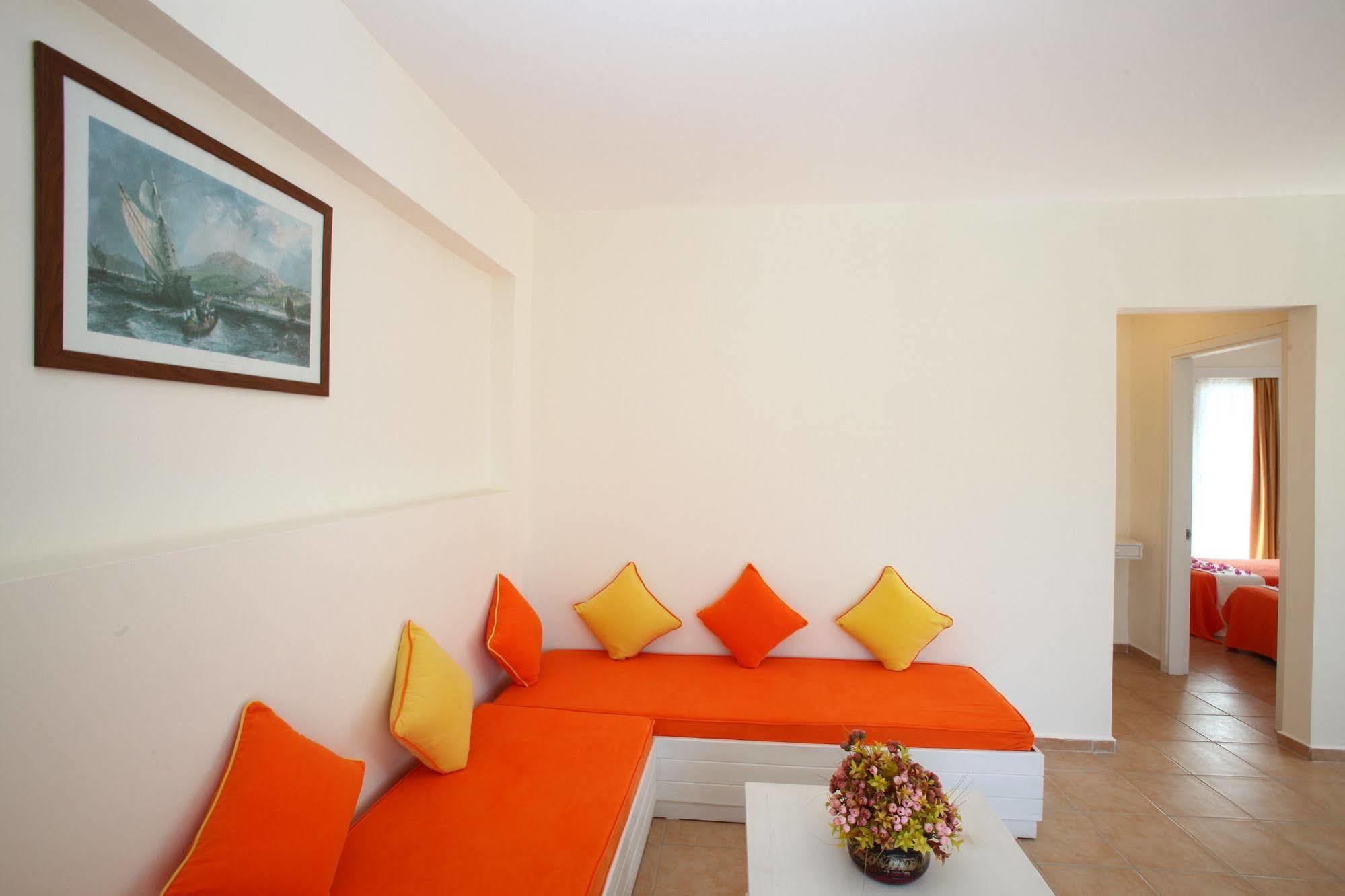 Muskebi Apart Otel Ortakent Extérieur photo