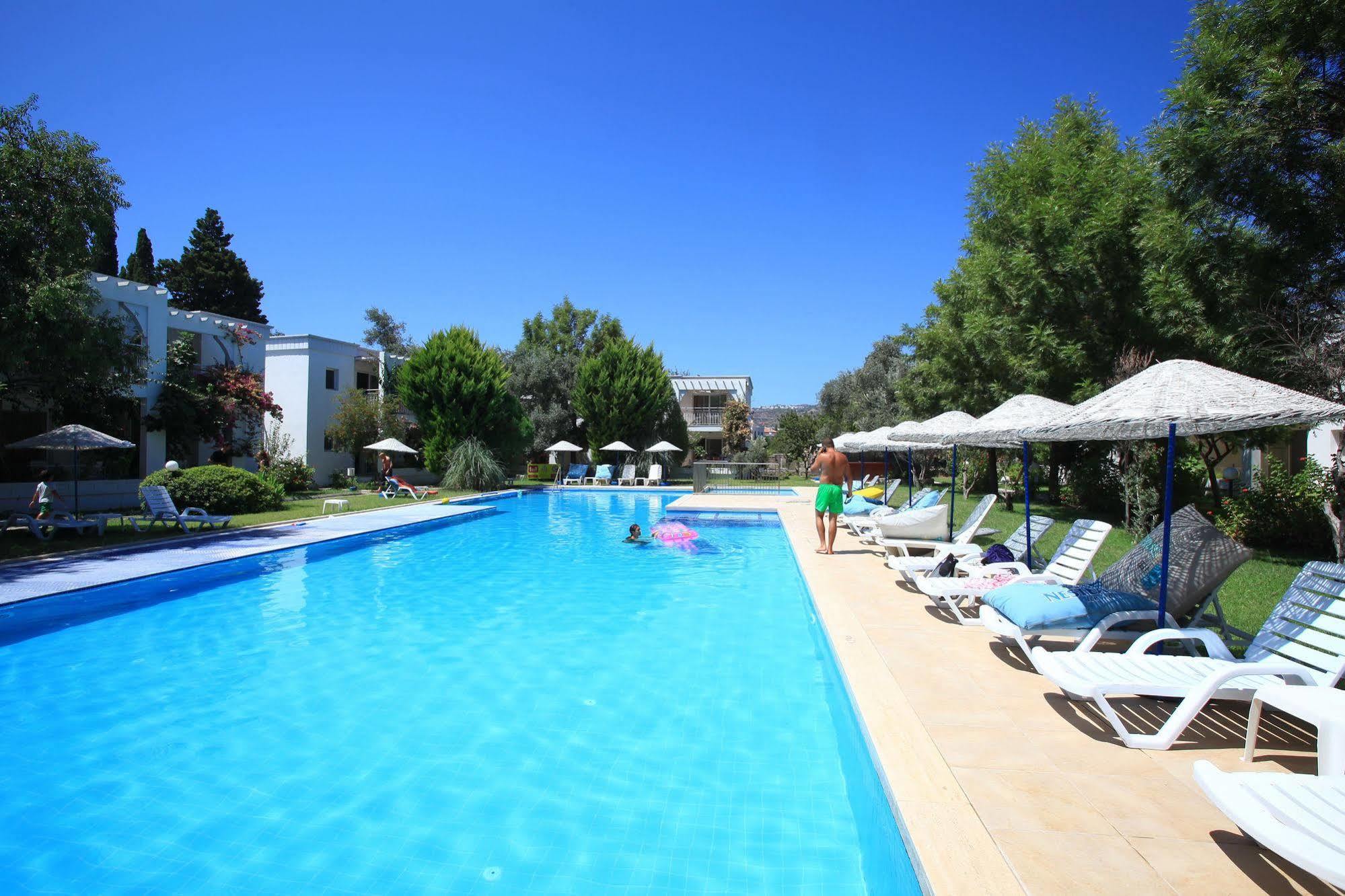 Muskebi Apart Otel Ortakent Extérieur photo