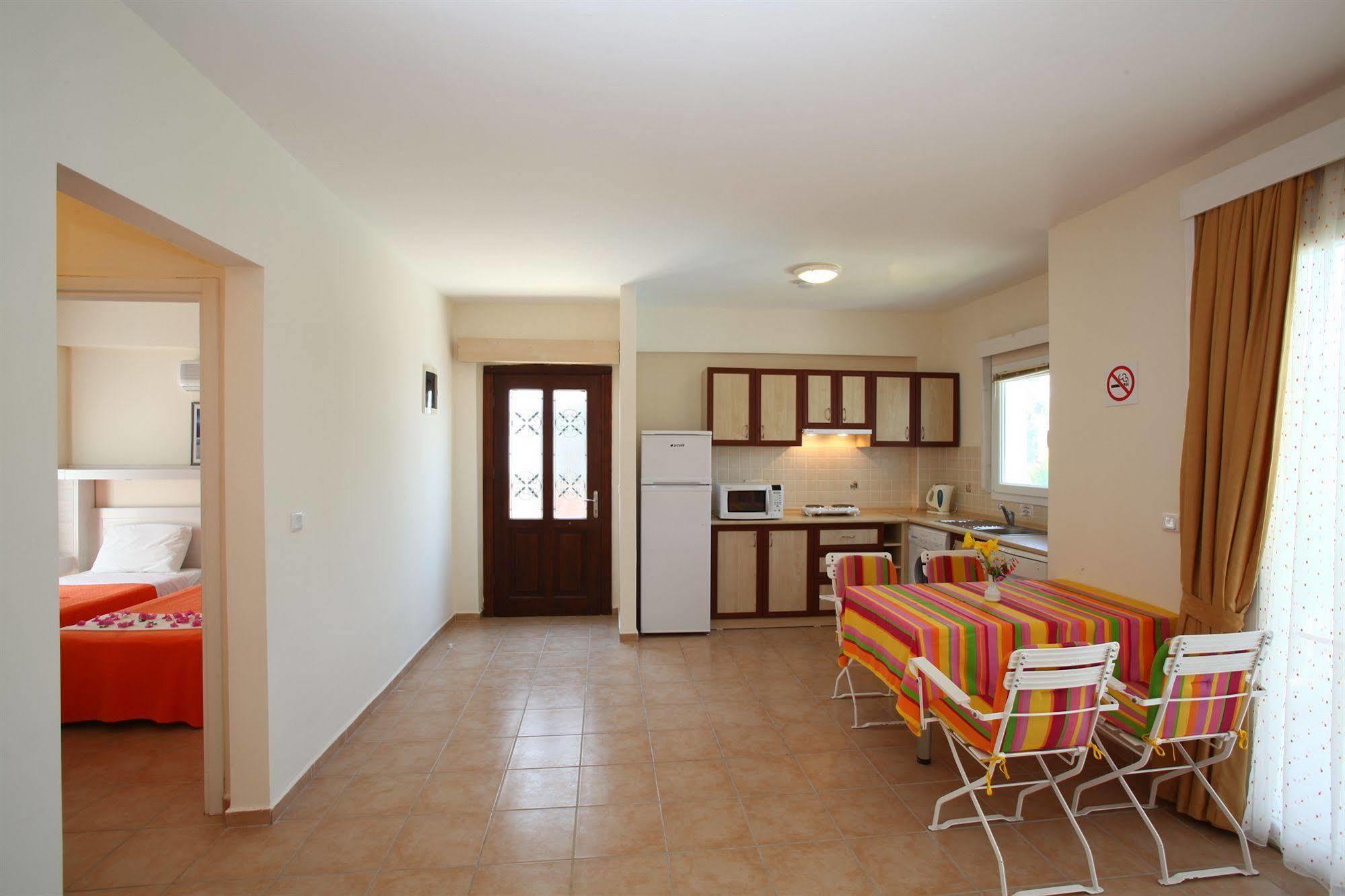 Muskebi Apart Otel Ortakent Extérieur photo